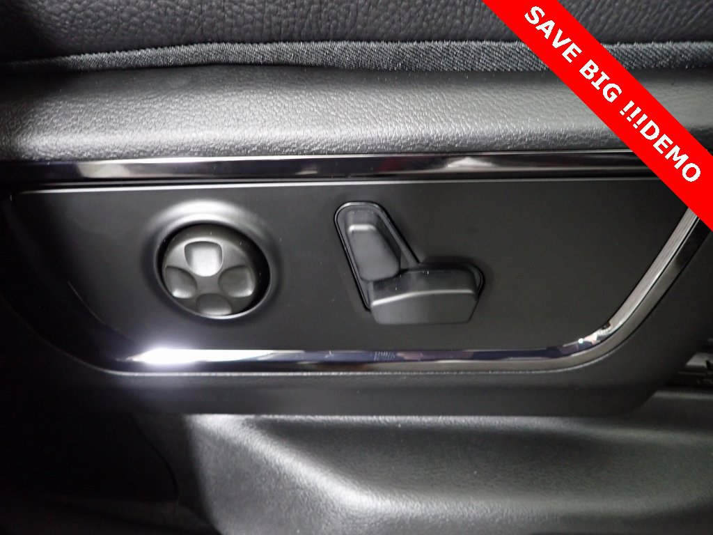 New 2025 RAM 1500 Limited image 35