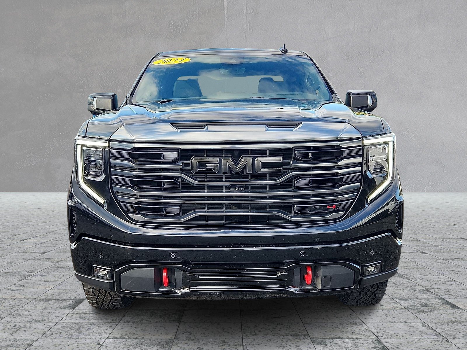 Certified 2024 GMC Sierra 1500 AT4 w/ Technology Package AWD/4WD image 2