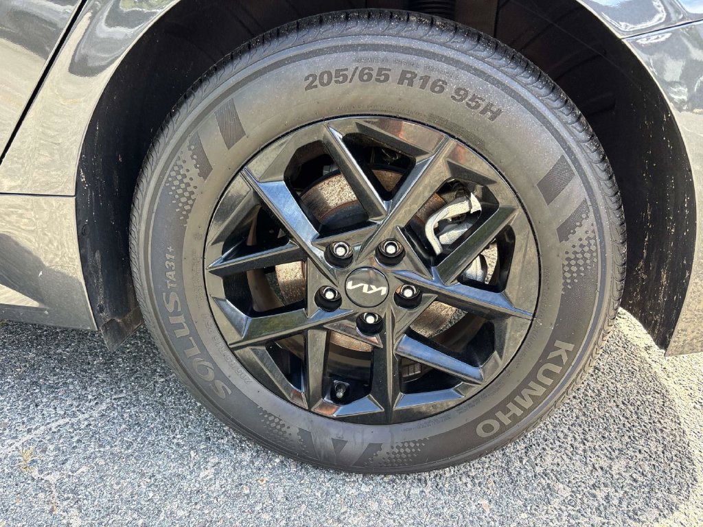 Certified 2025 Kia K5 LXS FWD image 7