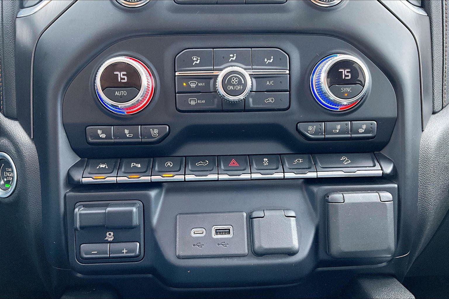 Used 2021 GMC Sierra 1500 AT4 w/ AT4 Value Package image 32