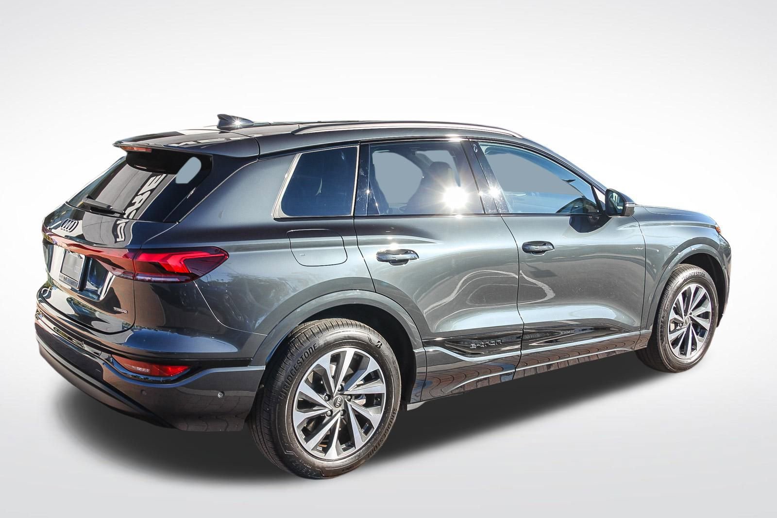 Certified 2025 Audi Q6 e-tron Premium Plus w/ Premium Plus image 9