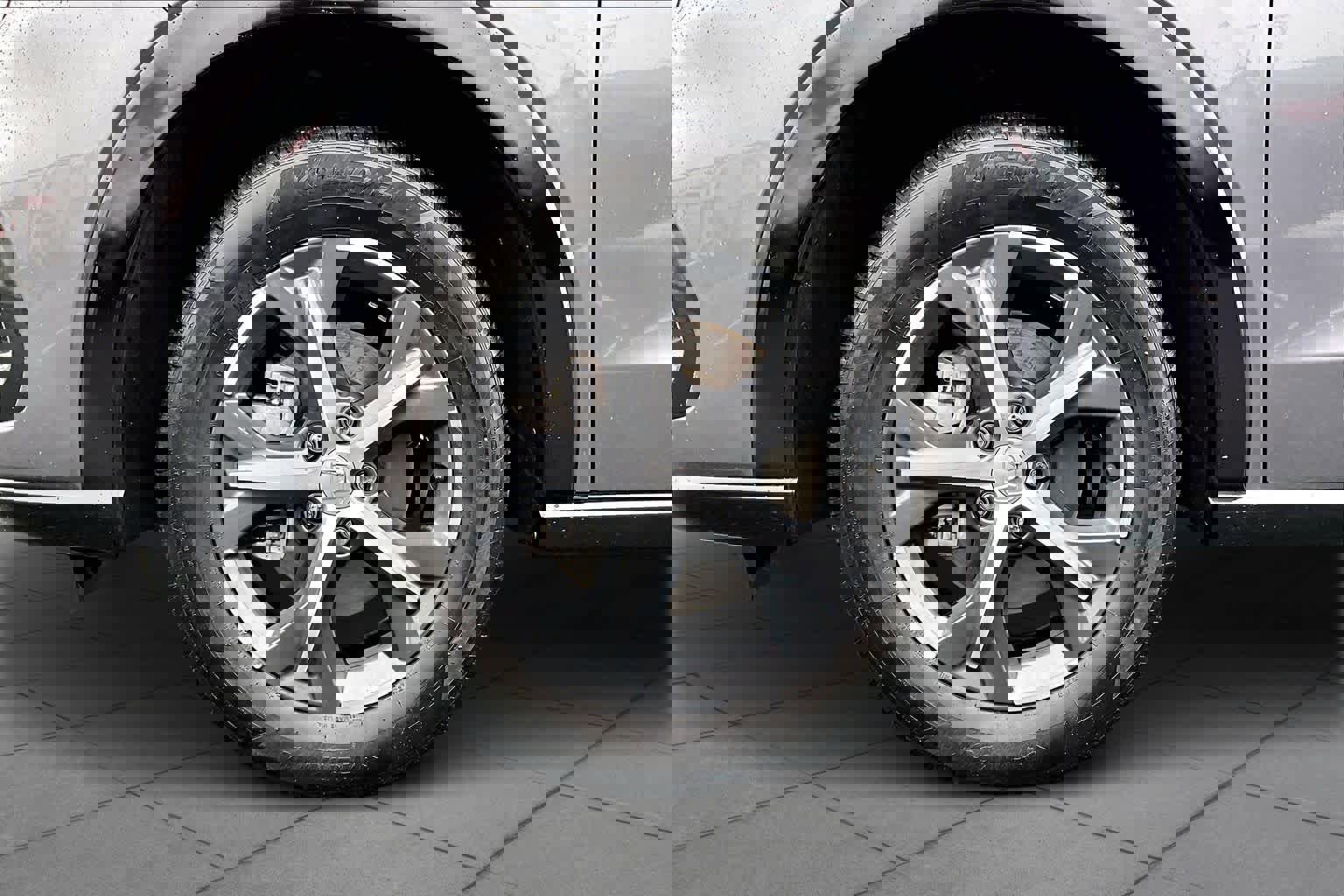 Used 2025 Honda HR-V EX-L image 11