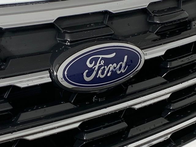 Used 2025 Ford Explorer Active image 12