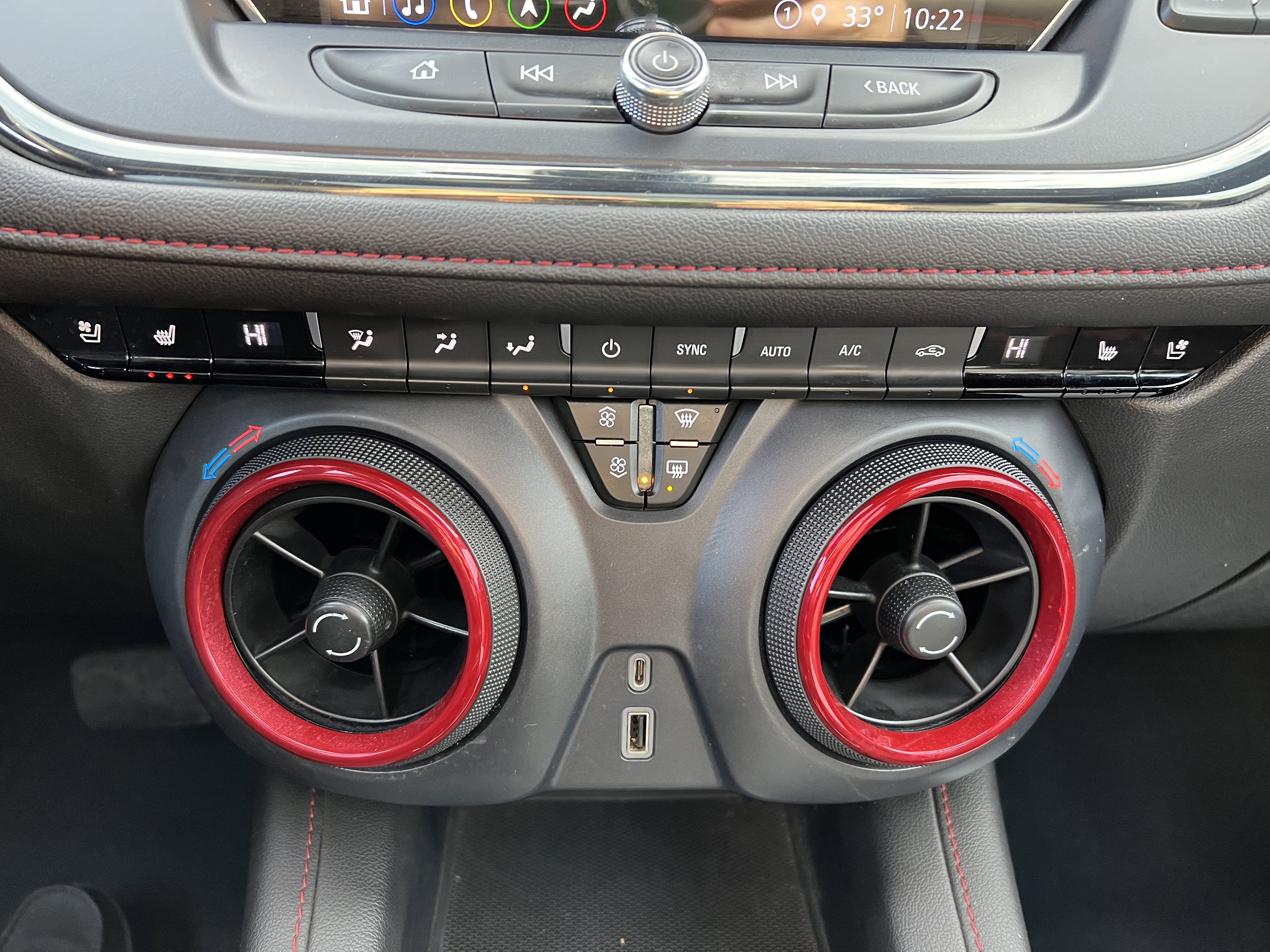 Used 2021 Chevrolet Blazer RS w/ Enhanced Convenience Package image 26