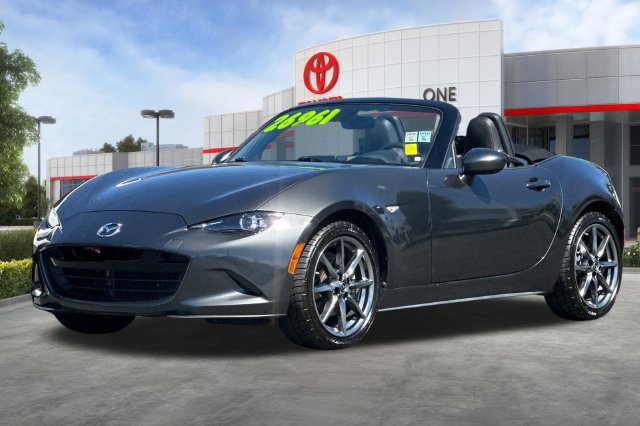 Used 2020 MAZDA MX-5 Miata Grand Touring RWD image 10