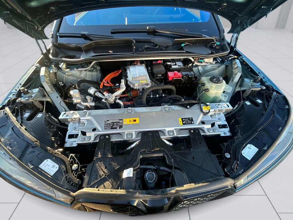 Used 2023 BMW iX xDrive50 w/ Convenience Package image 10