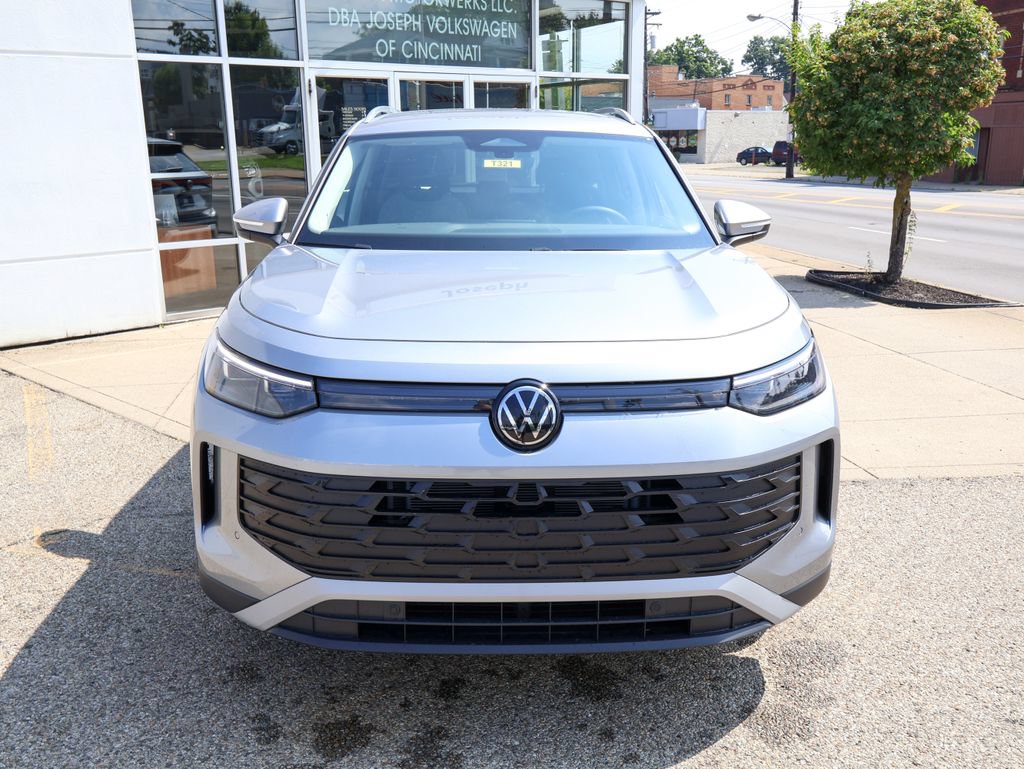 New 2026 Volkswagen Tiguan S AWD/4WD image 8
