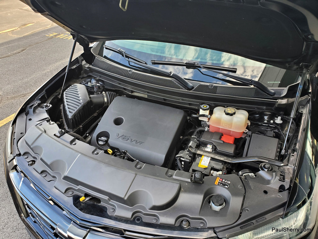 Used 2022 Chevrolet Traverse RS FWD image 8