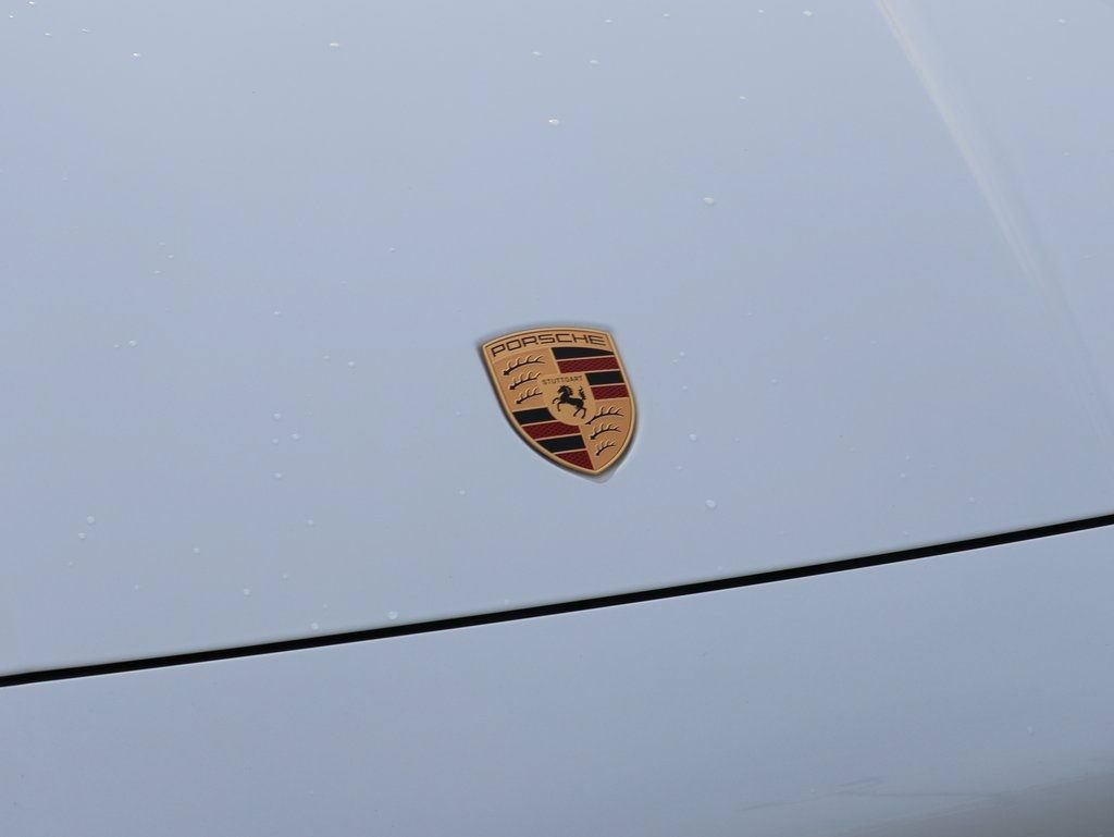 New 2026 Porsche Cayenne Coupe AWD/4WD image 13