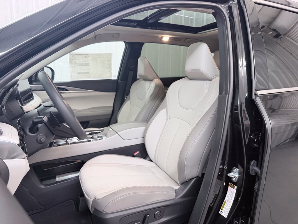 New 2027 INFINITI QX60 Luxe w/ Cargo Package FWD image 13