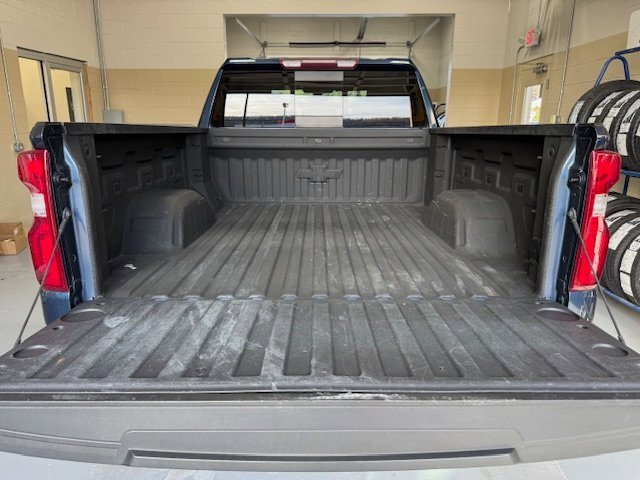 Used 2019 Chevrolet Silverado 1500 RST image 11