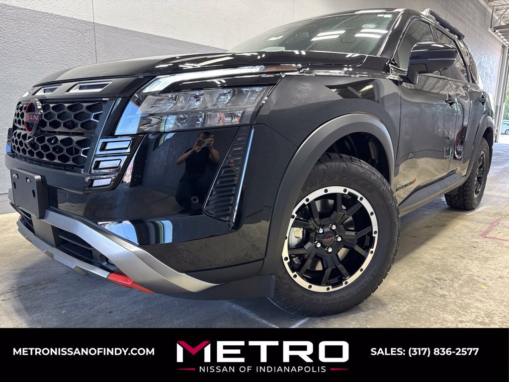 New 2026 Nissan Pathfinder Rock Creek w/ Rock Creek Premium Package