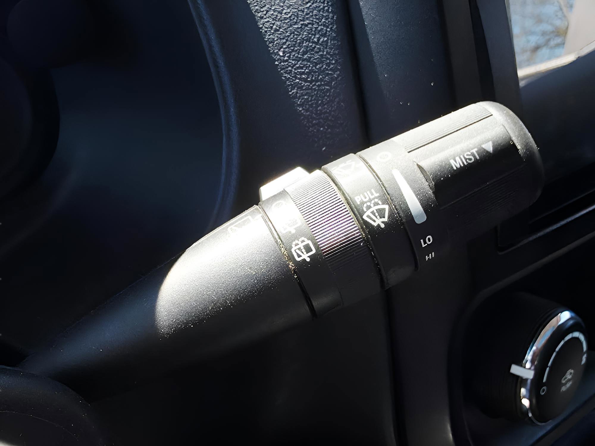 Used 2015 Jeep Patriot High Altitude AWD/4WD image 23