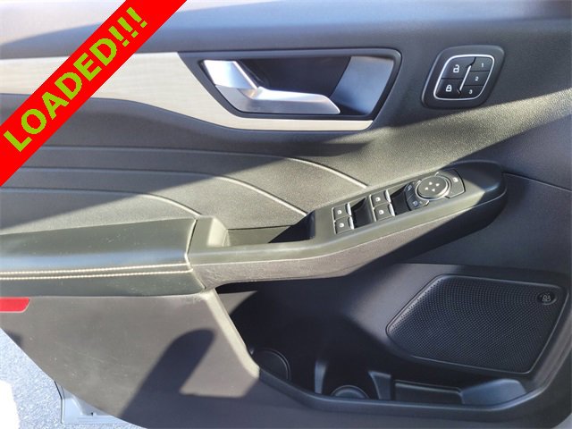 Used 2022 Ford Escape Titanium w/ Titanium Elite Package image 24