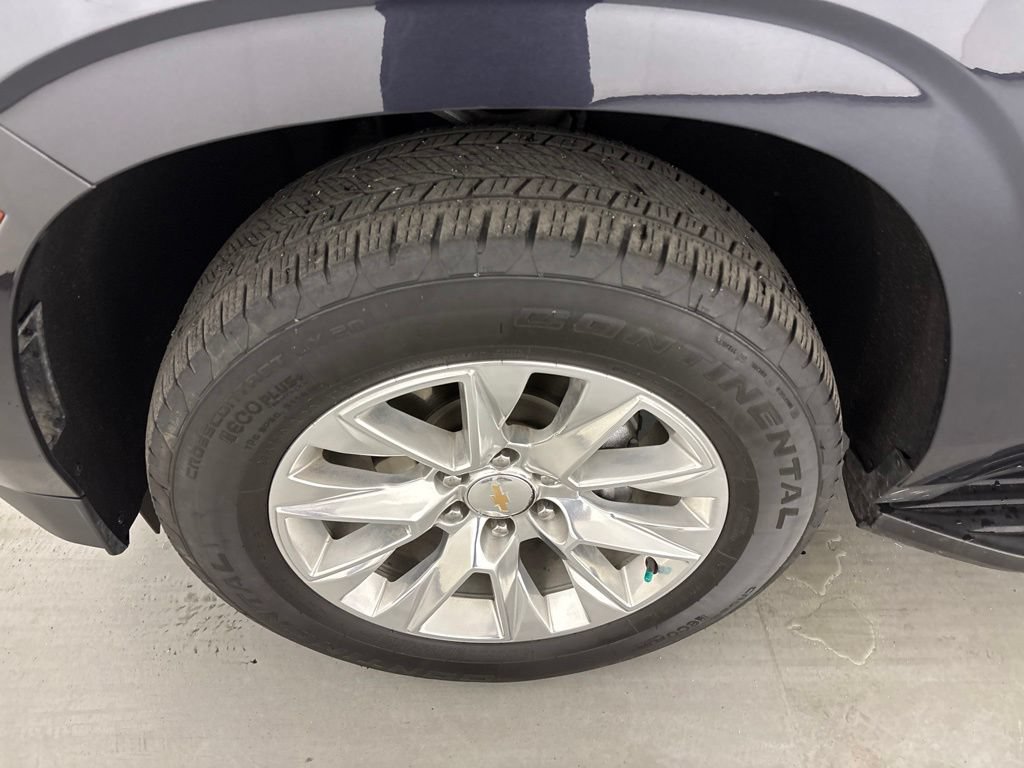 Certified 2025 Chevrolet Suburban Premier AWD/4WD image 13