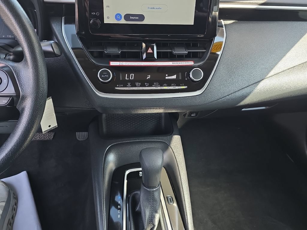 Used 2026 Toyota Corolla LE FWD image 30