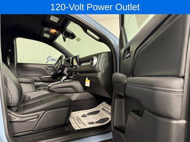 New 2025 Chevrolet Colorado LT w/ LT Convenience Package image 15