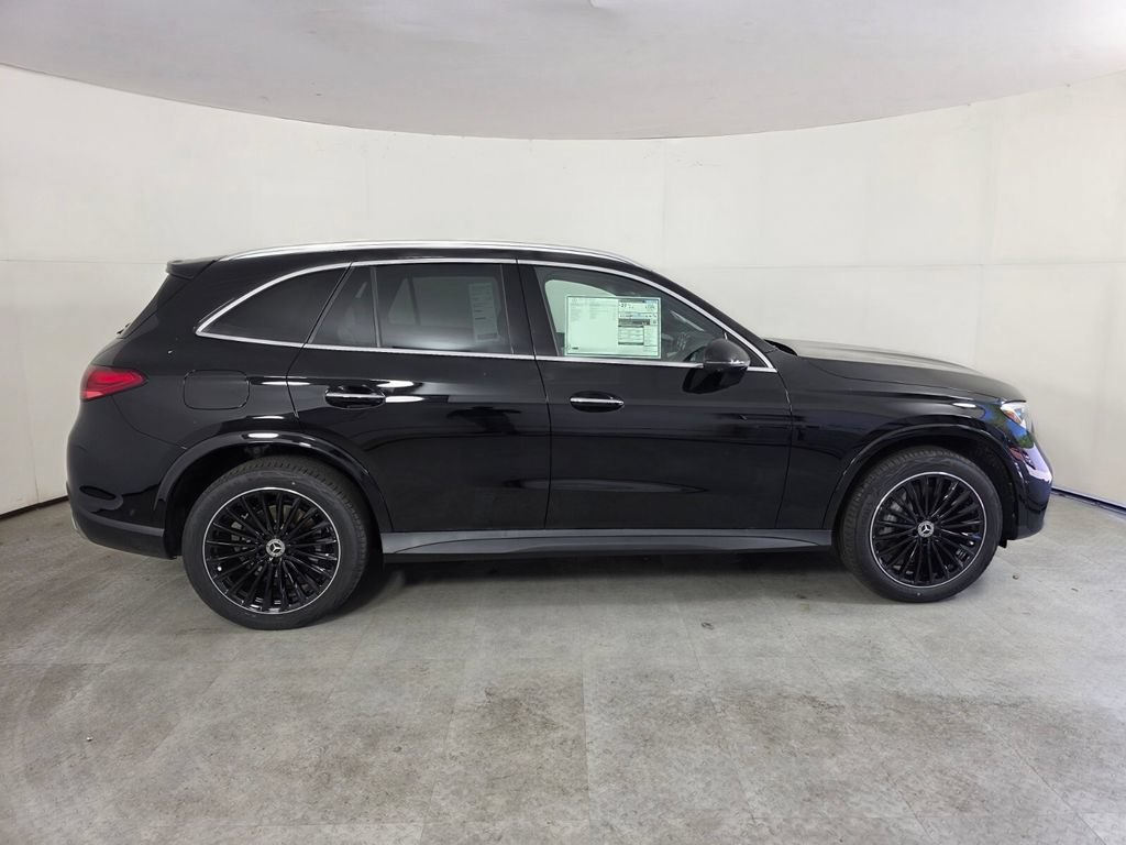 New 2026 Mercedes-Benz GLC 300 image 3