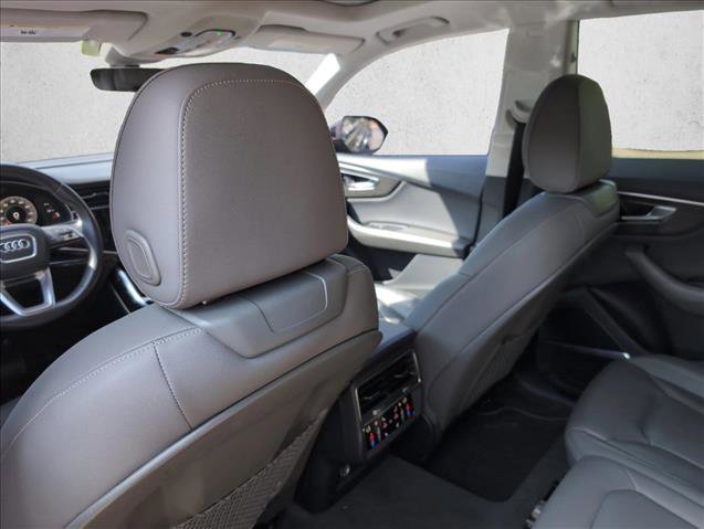 Used 2019 Audi Q8 Premium Plus w/ Premium Plus AWD/4WD image 18