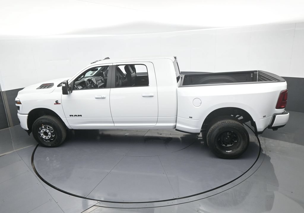 New 2026 RAM 3500 Laramie w/ Night Edition AWD/4WD image 49