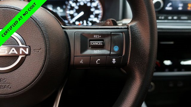 Used 2022 Nissan Rogue SV image 23