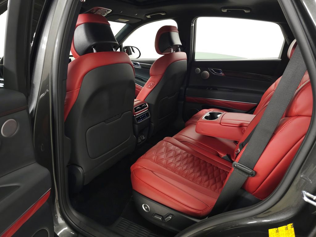 Used 2025 Genesis GV80 3.5T e-SC image 44