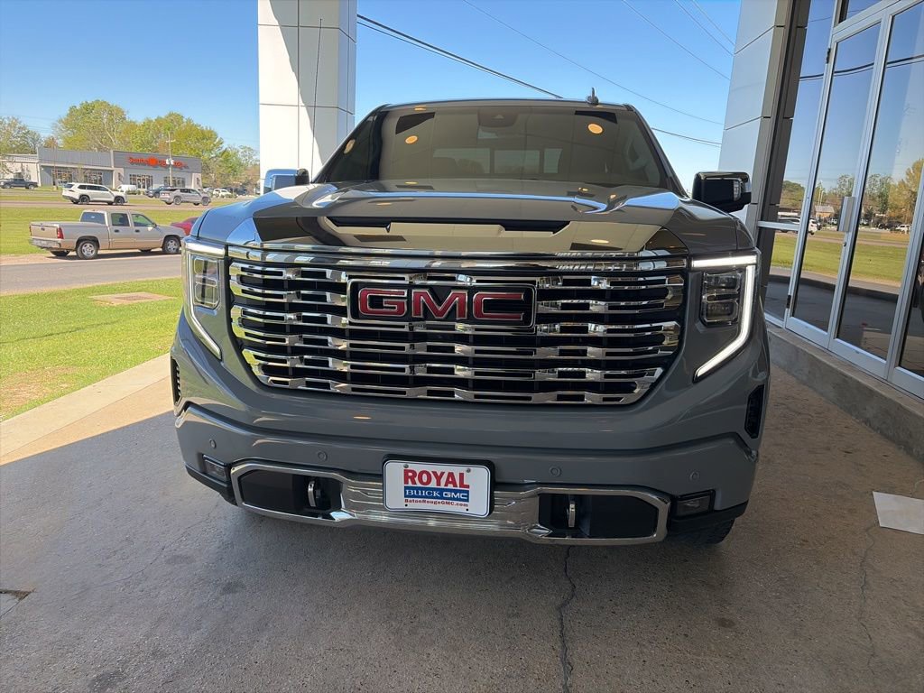 Certified 2025 GMC Sierra 1500 Denali image 3