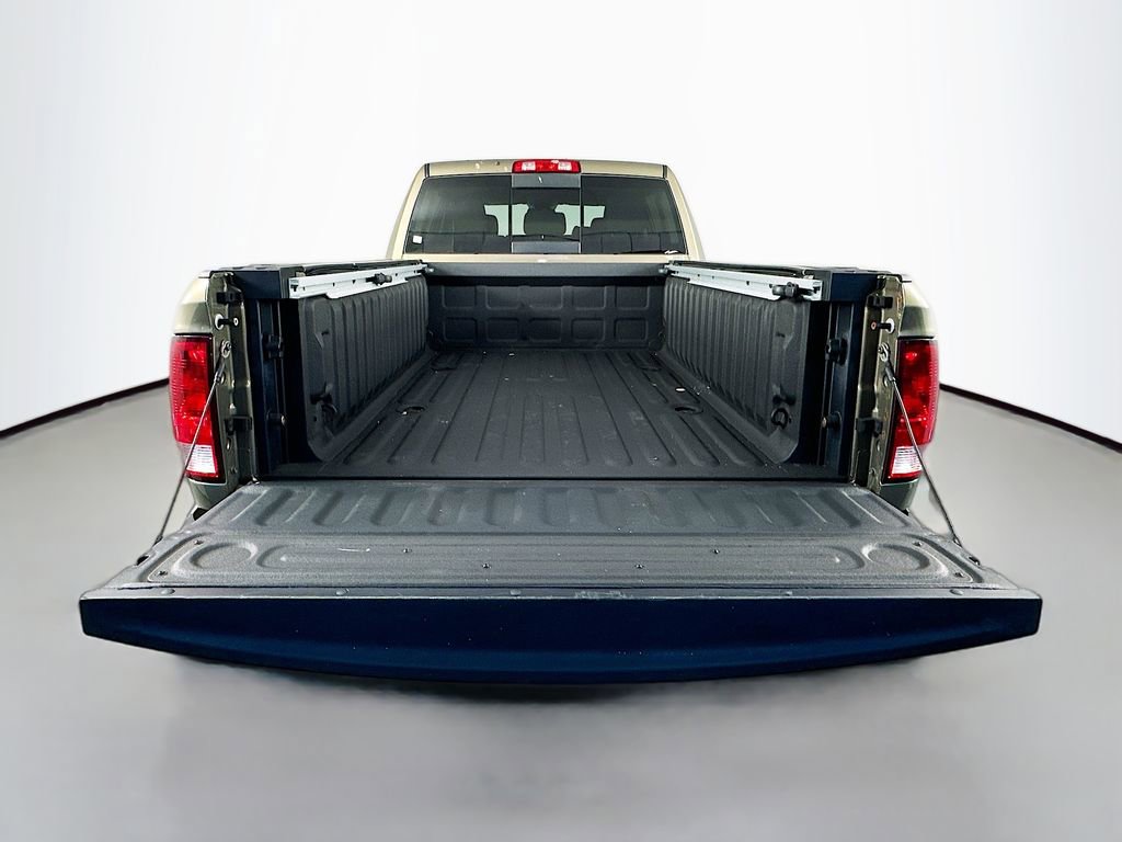Used 2015 RAM 3500 Big Horn AWD/4WD image 29