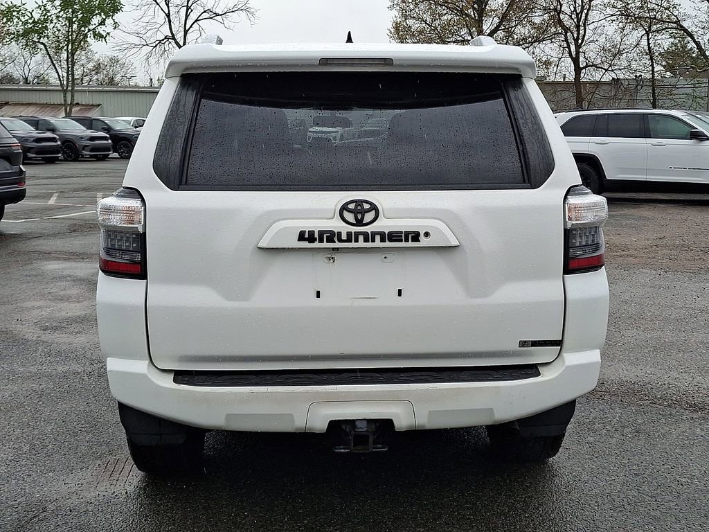 Used 2014 Toyota 4Runner SR5 Premium AWD/4WD image 8