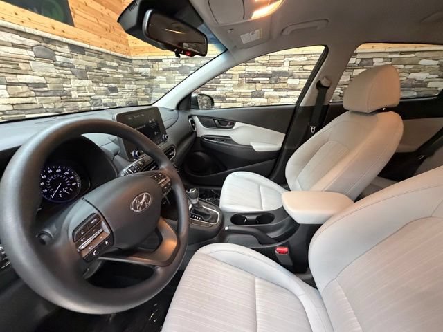 Used 2023 Hyundai Kona SEL AWD/4WD image 13
