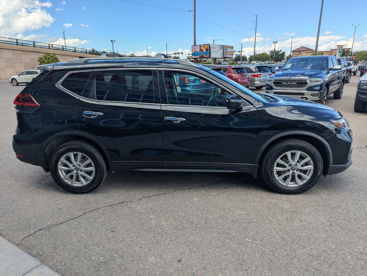 Used 2019 Nissan Rogue S w/ Special Edition Package AWD/4WD image 6