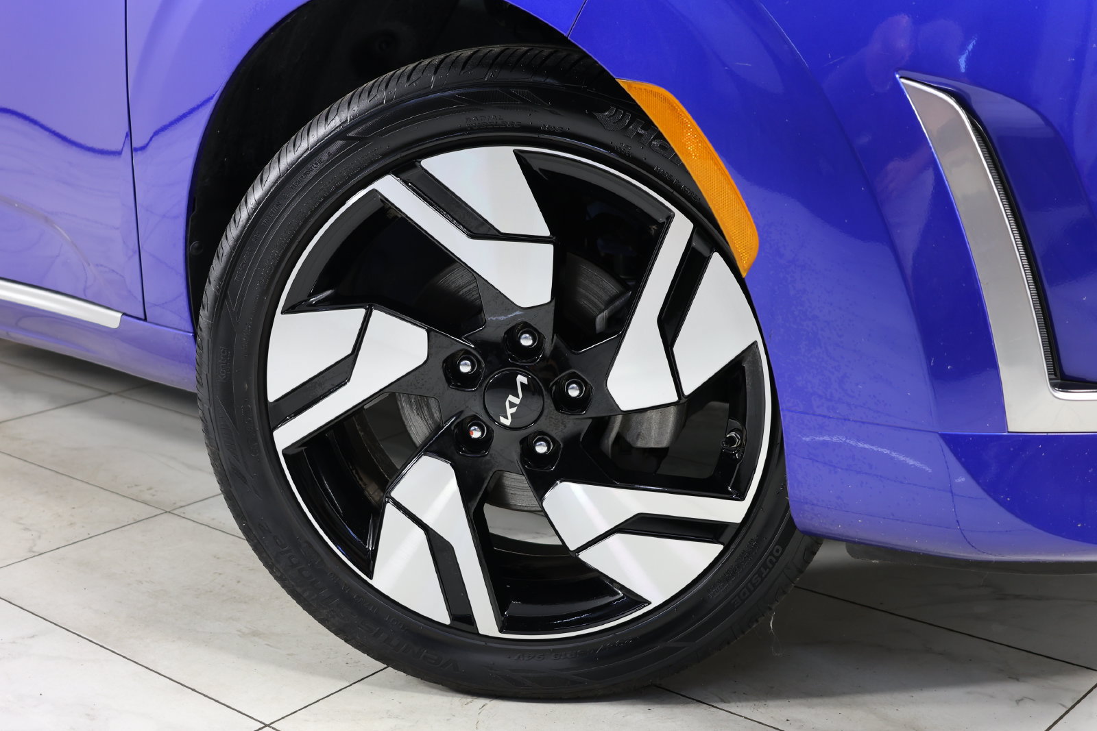 Used 2024 Kia Soul GT-Line FWD image 13