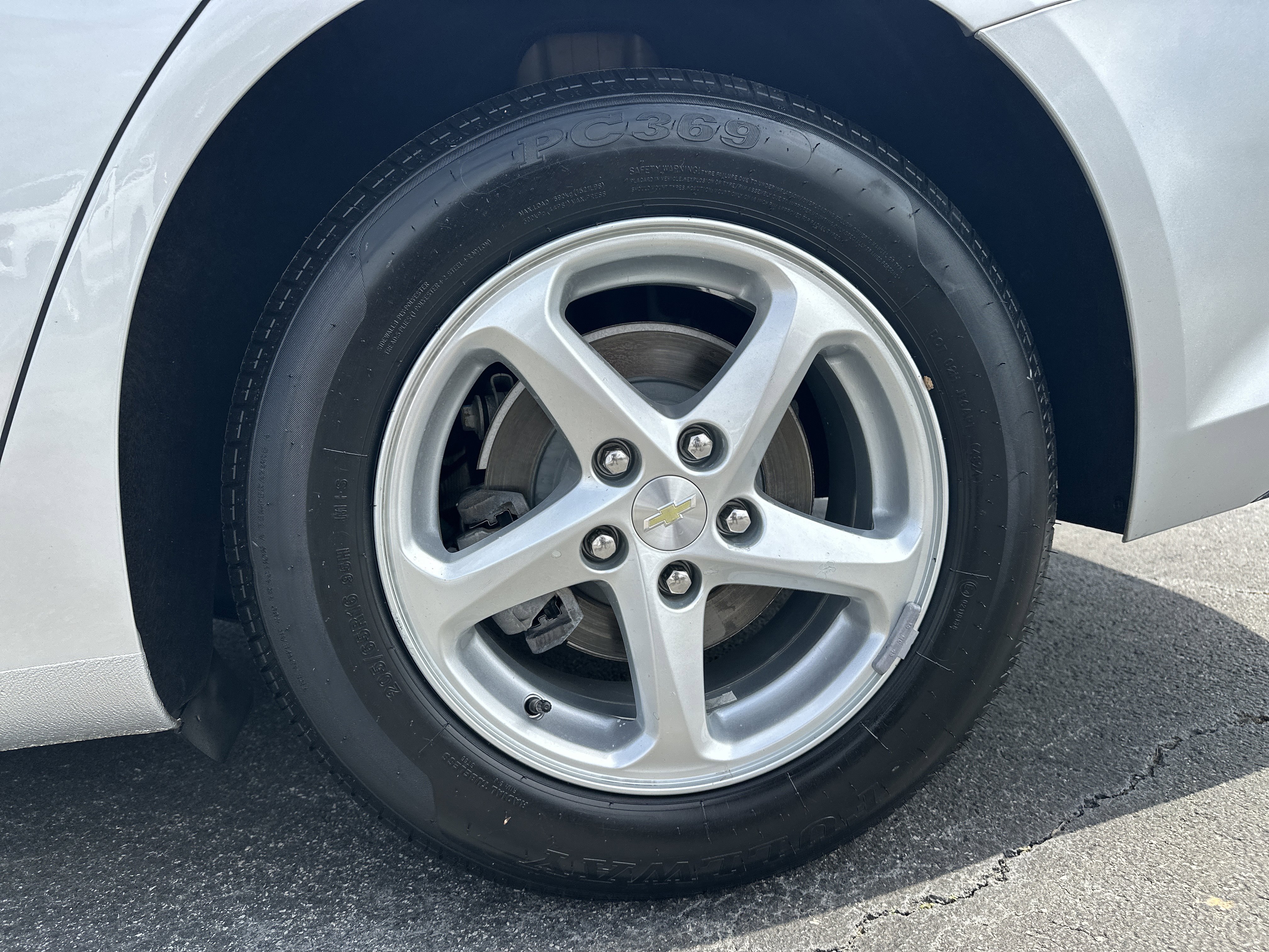 Used 2018 Chevrolet Malibu LS image 19