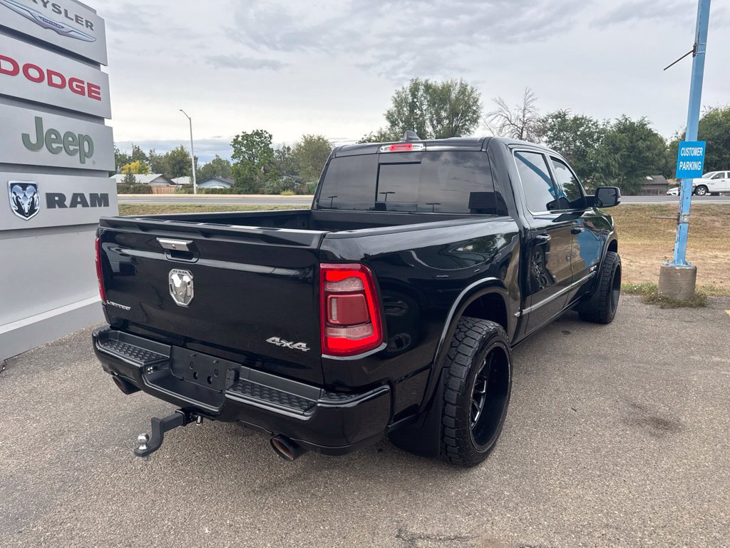 Used 2022 RAM 1500 Limited w/ Body Color Bumper Group AWD/4WD image 4