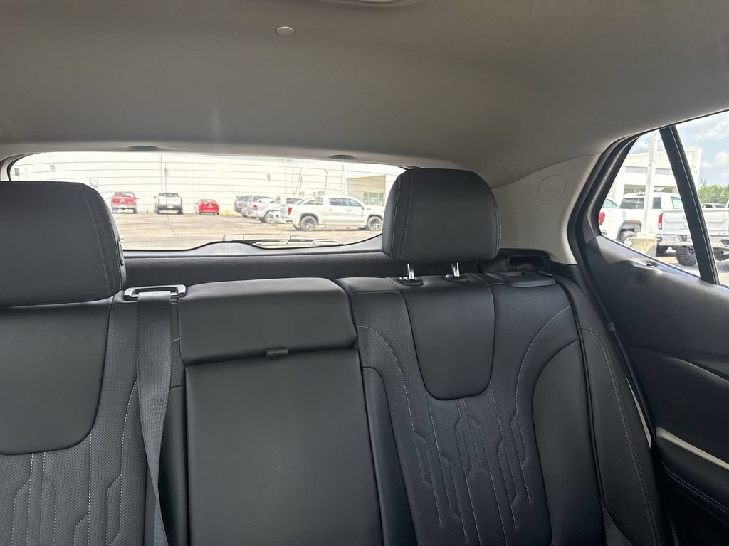 Certified 2024 Buick Encore GX Avenir FWD image 11