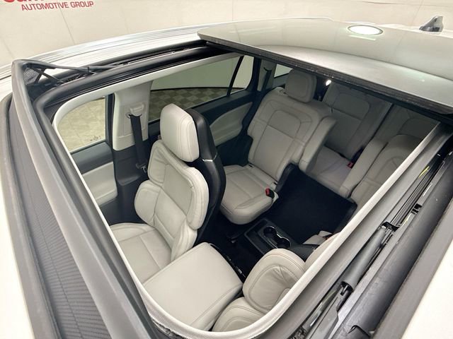 Used 2025 Lincoln Aviator Reserve w/ Equipment Group 201A AWD/4WD image 23