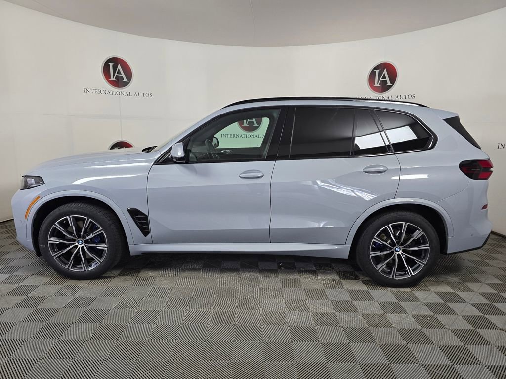 Certified 2025 BMW X5 xDrive40i w/ Executive Package image 6