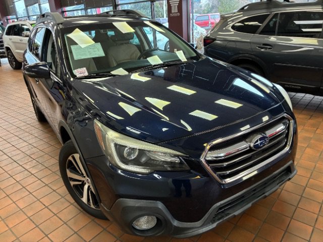 Used 2018 Subaru Outback 2.5i Limited AWD/4WD image 1