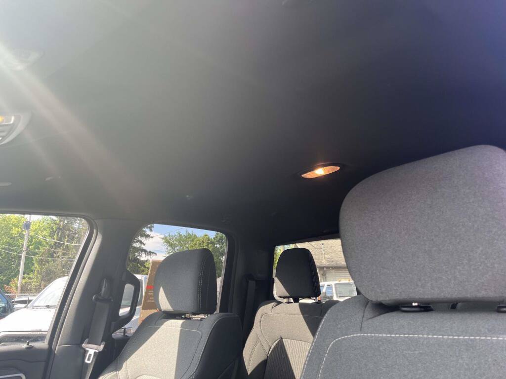 Used 2022 RAM 1500 Big Horn AWD/4WD image 5