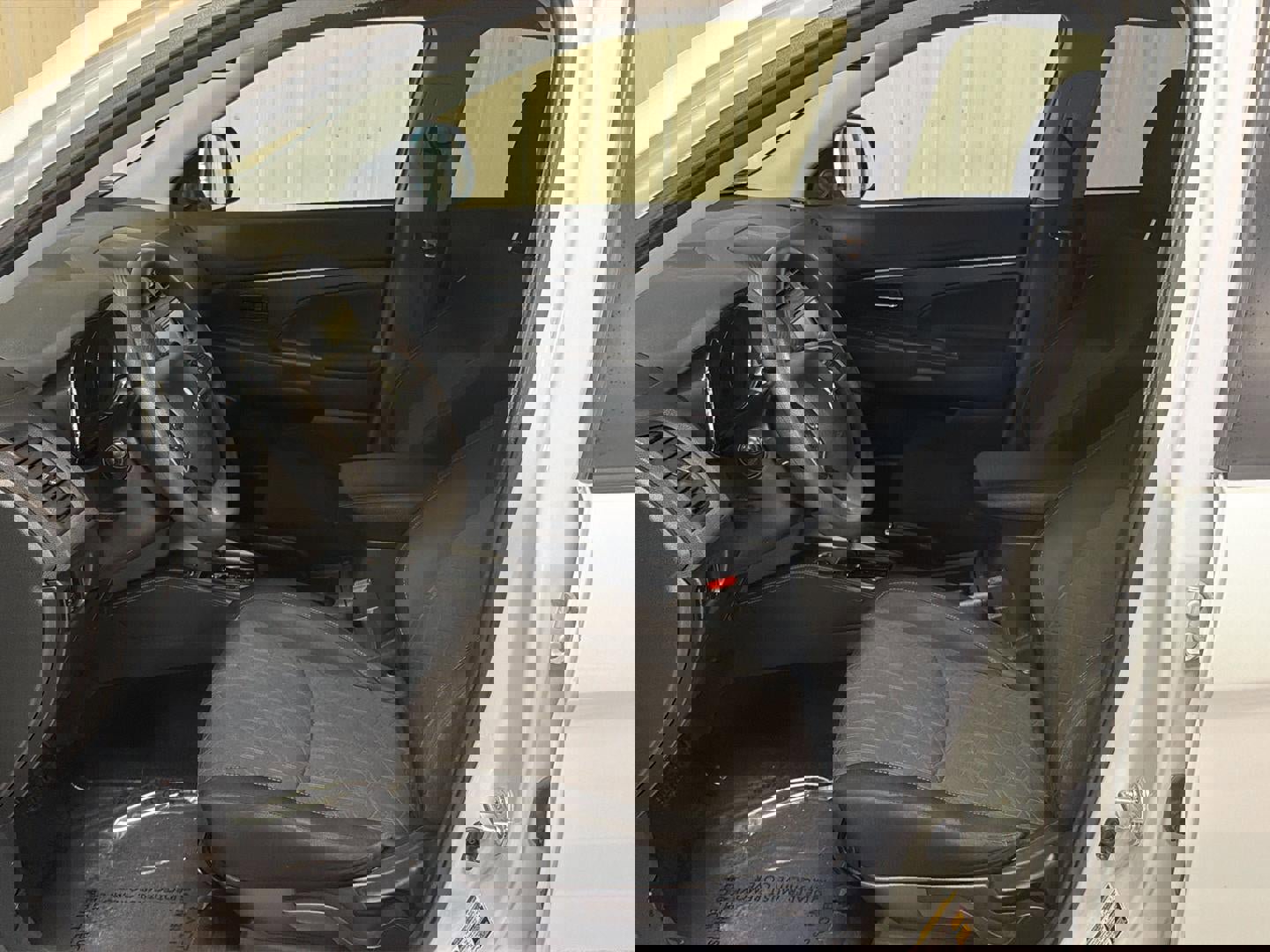 Used 2023 Mitsubishi Outlander Sport ES image 12