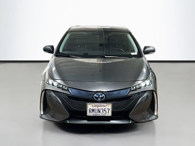 Used 2020 Toyota Prius Prime XLE FWD video 2