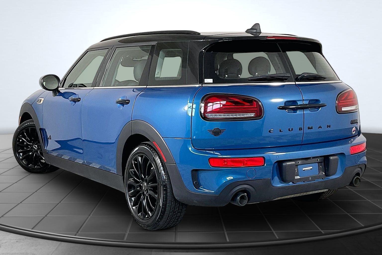 Certified 2024 MINI Cooper Clubman S AWD/4WD image 13