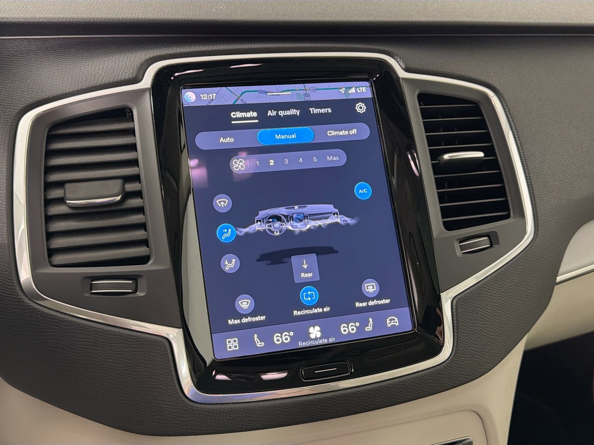 Certified 2023 Volvo XC90 B5 Core image 16