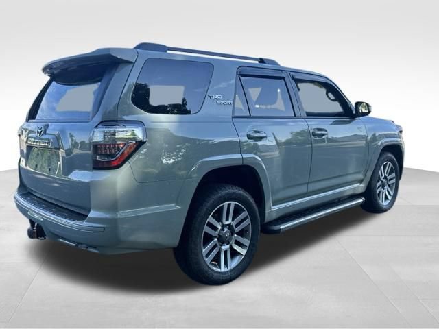Used 2023 Toyota 4Runner TRD Sport AWD/4WD image 7