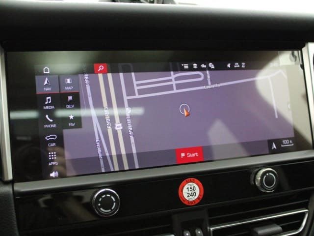 New 2024 Porsche Macan image 19