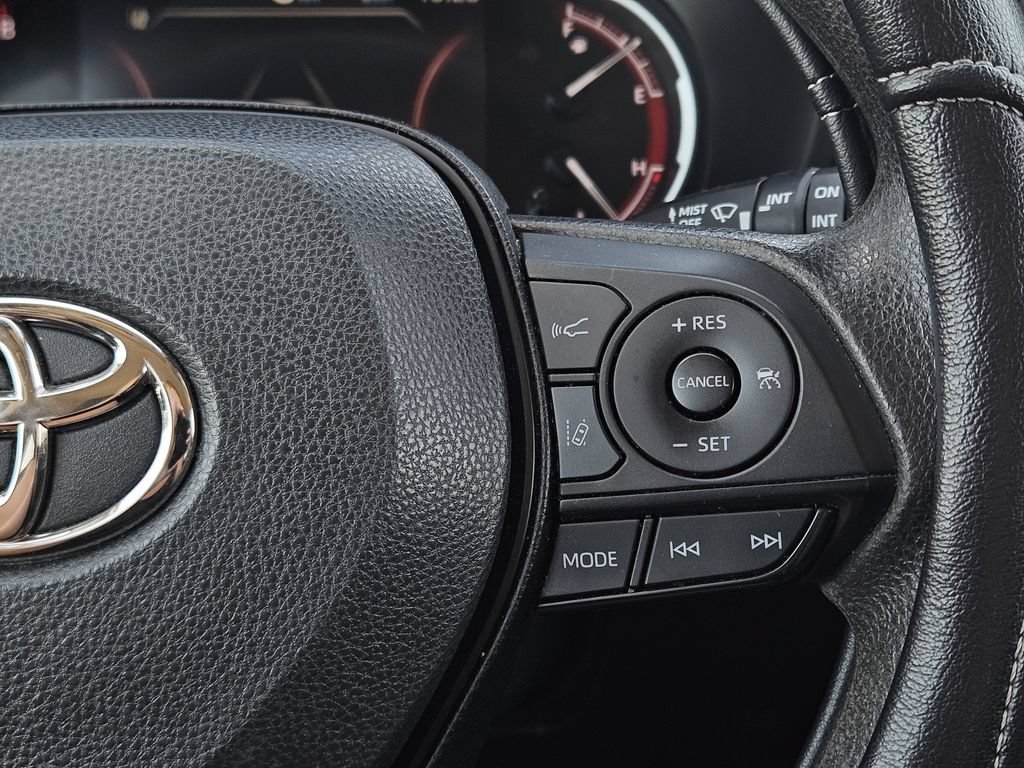Used 2023 Toyota RAV4 XLE FWD image 29