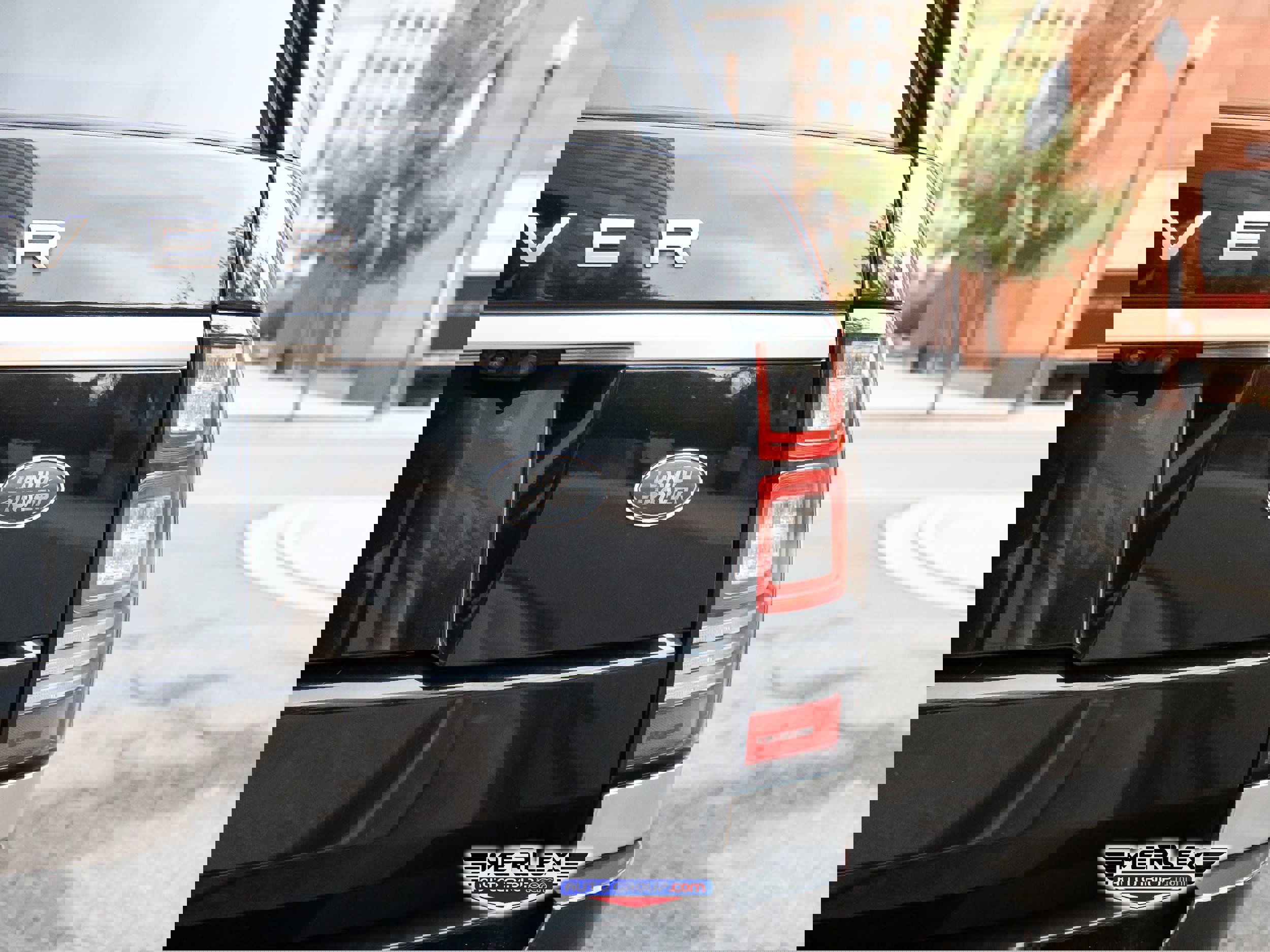 Used 2017 Land Rover Range Rover Supercharged image 50