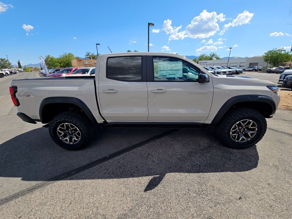 New 2026 Chevrolet Colorado ZR2 w/ Technology Package AWD/4WD image 6