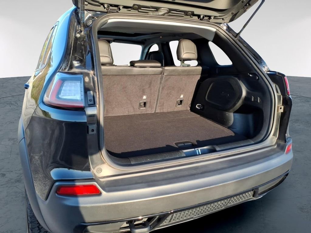 Used 2022 Jeep Cherokee Latitude w/ Sun & Sound Group image 8