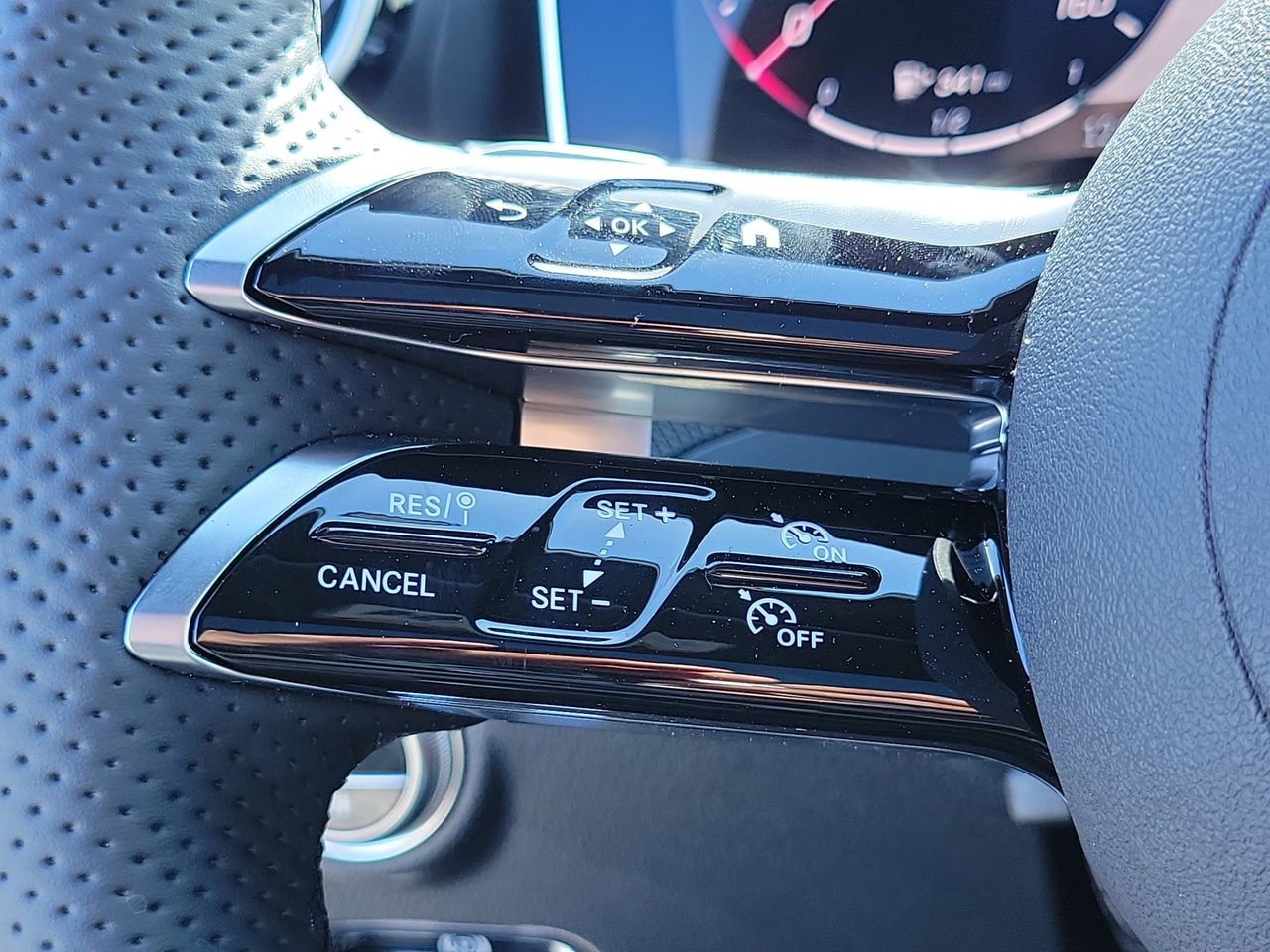 New 2026 Mercedes-Benz CLE 300 4MATIC Coupe image 27